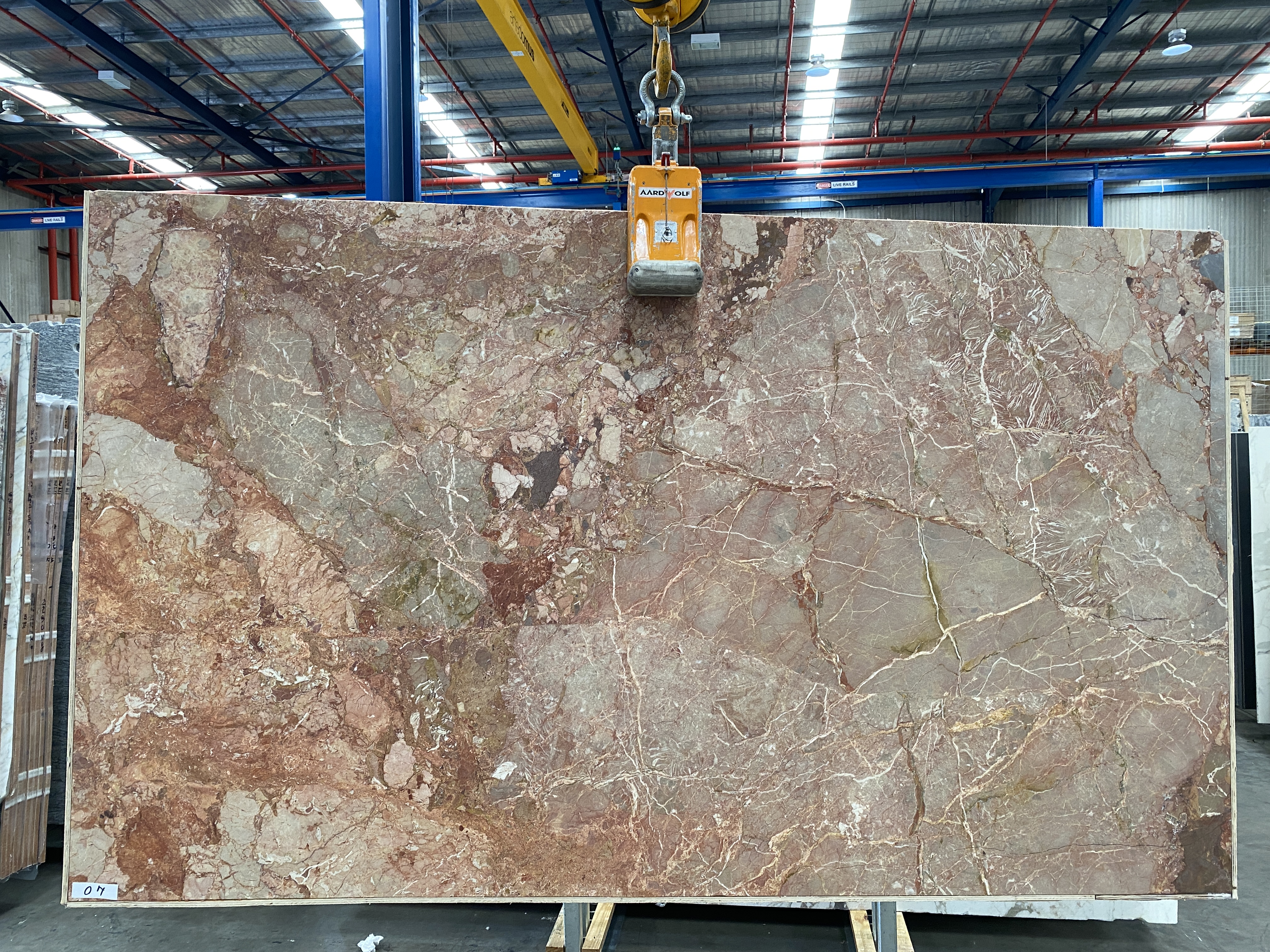 Tiberio Honed 20mm - 40 - Slab No. 912AN - 2850 x 1640.JPG