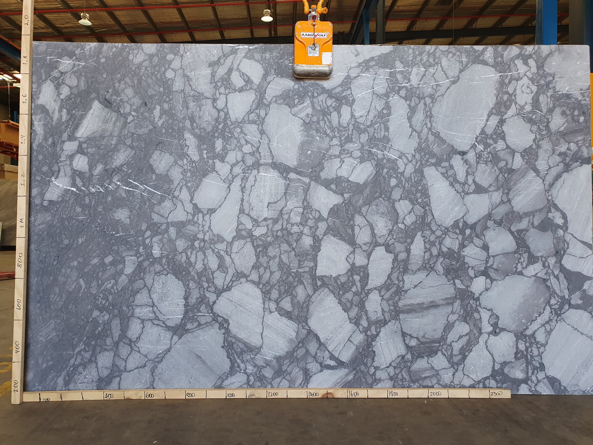 Minerva Honed Slab No.21A -2800x1720.jpg