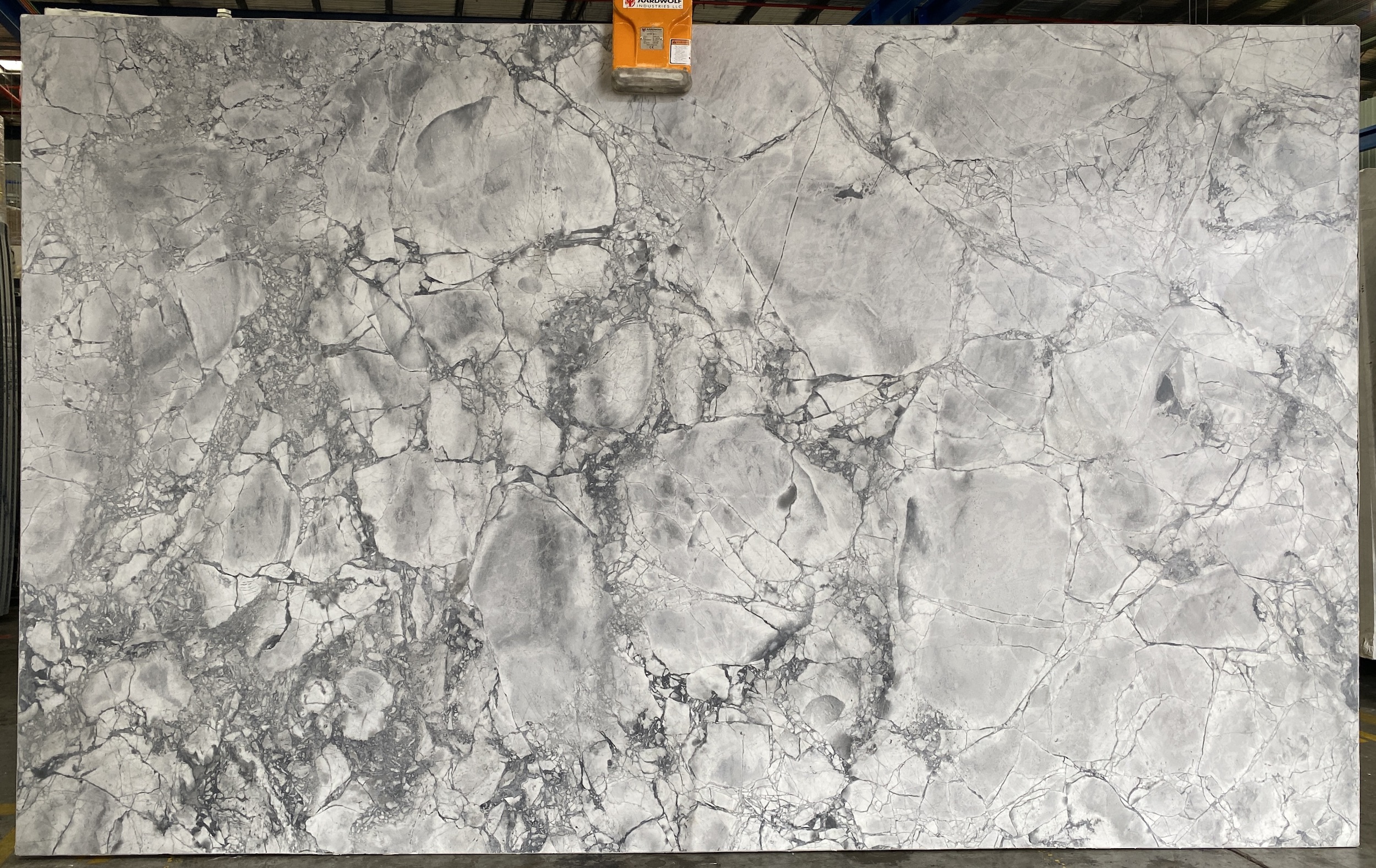 White Fantasy Honed 20mm - 51 - Slab No. 599AY 3200x1980.jpeg