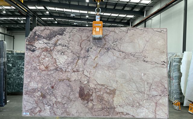 Tiberio Honed 20mm Slab_208AF.JPG