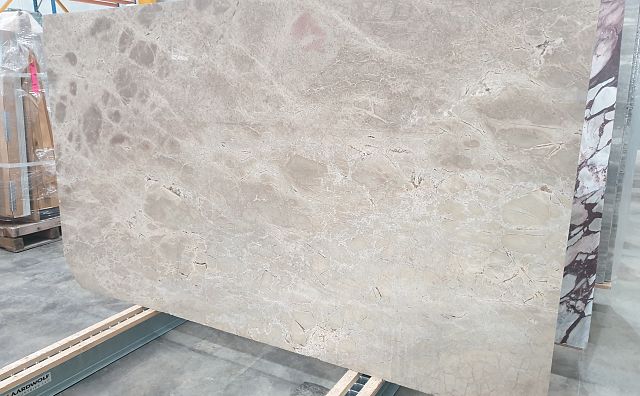 Morato Polished block 10 - whole slab.jpeg